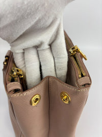 BN2274 Saffiano Lux Galleria Double Zip Tote in Cammeo GHW