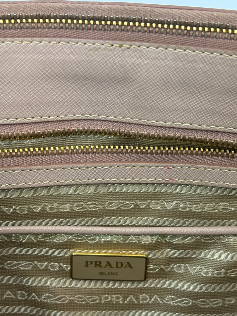 BN2274 Saffiano Lux Galleria Double Zip Tote in Cammeo GHW