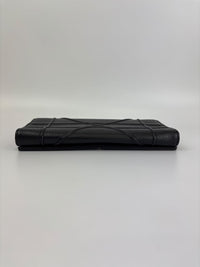 Diorama Croisiere Wallet on Chain Clutch in Black Grained Calfskin