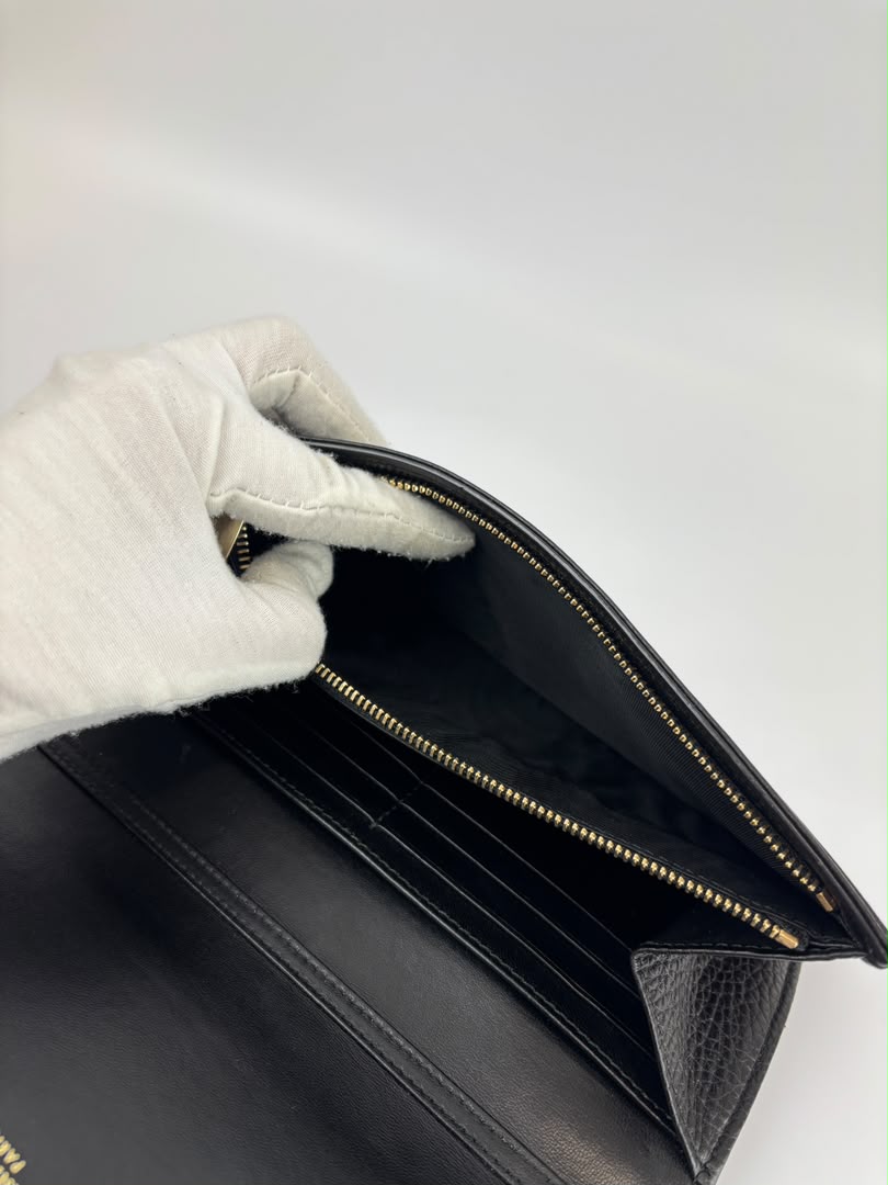 Diorama Croisiere Wallet on Chain Clutch in Black Grained Calfskin