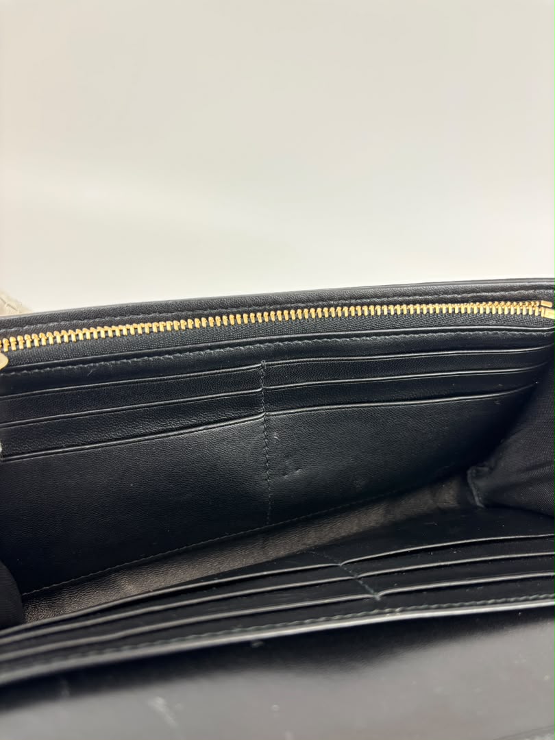 Diorama Croisiere Wallet on Chain Clutch in Black Grained Calfskin