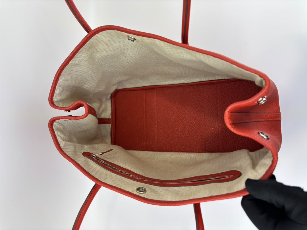 Garden Party 36 Tote Sanguine Negonda Leather