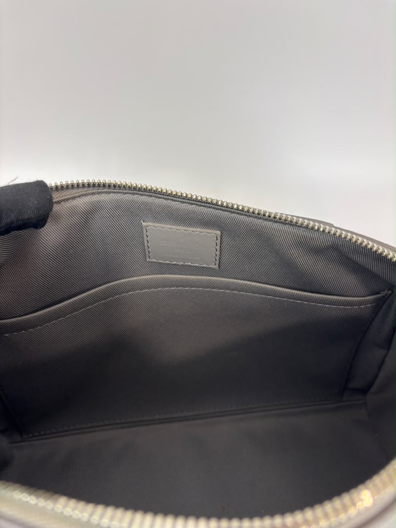 City Keepall Aerogram Gray Grained Calfskin
