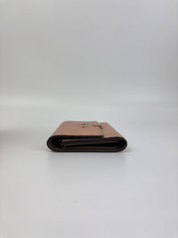 Capucines Compact Wallet in Magnolia Taurillon