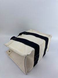 2000s Bora Bora PM Tote in White/Black