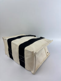 2000s Bora Bora PM Tote in White/Black
