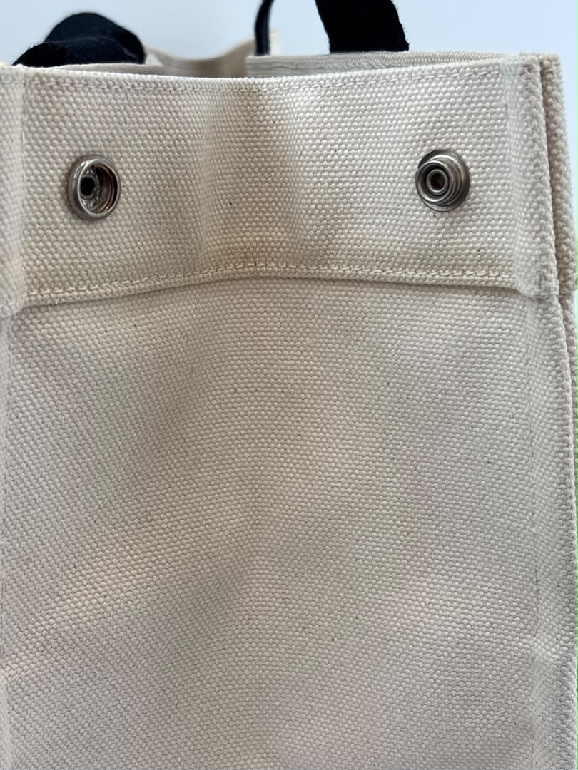 2000s Bora Bora PM Tote in White/Black