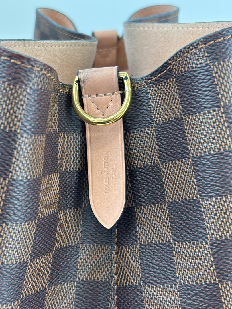 Damier Ebene Neonoe MM Venus Pink