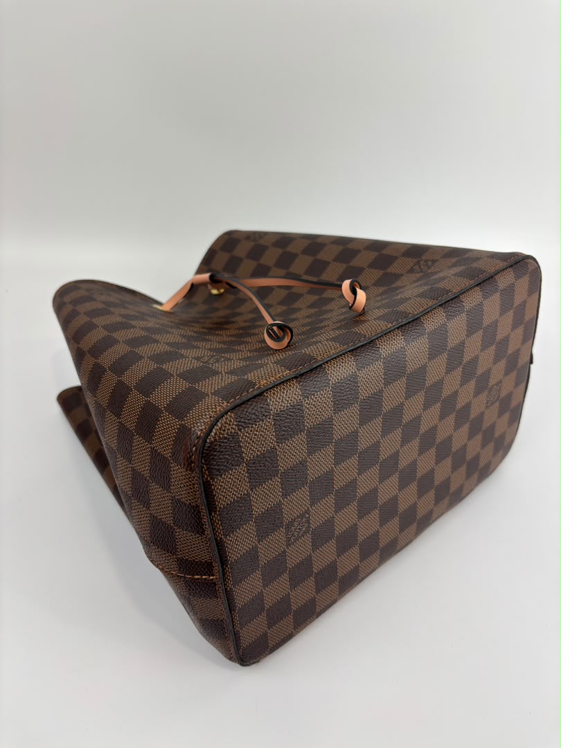 Damier Ebene Neonoe MM Venus Pink