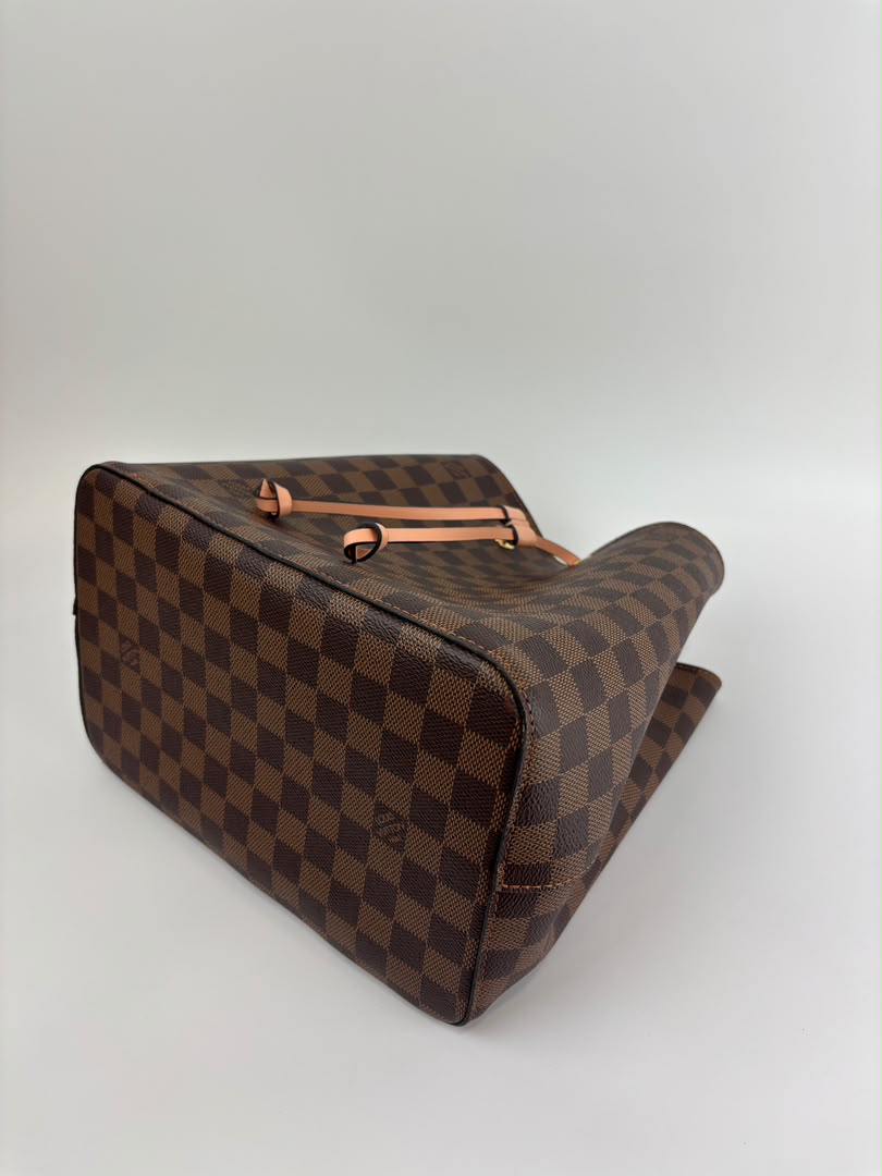 Damier Ebene Neonoe MM Venus Pink