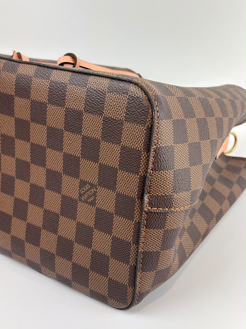 Damier Ebene Neonoe MM Venus Pink