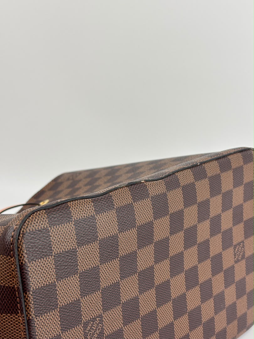 Damier Ebene Neonoe MM Venus Pink