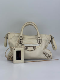 Metallic Edge City S Ivory Chevre SHW