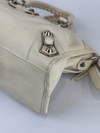 Metallic Edge City S Ivory Chevre SHW