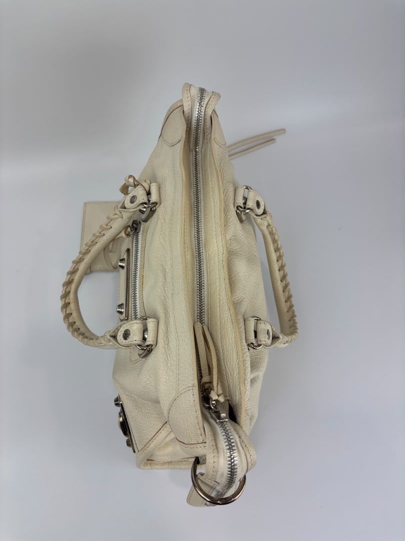Metallic Edge City S Ivory Chevre SHW