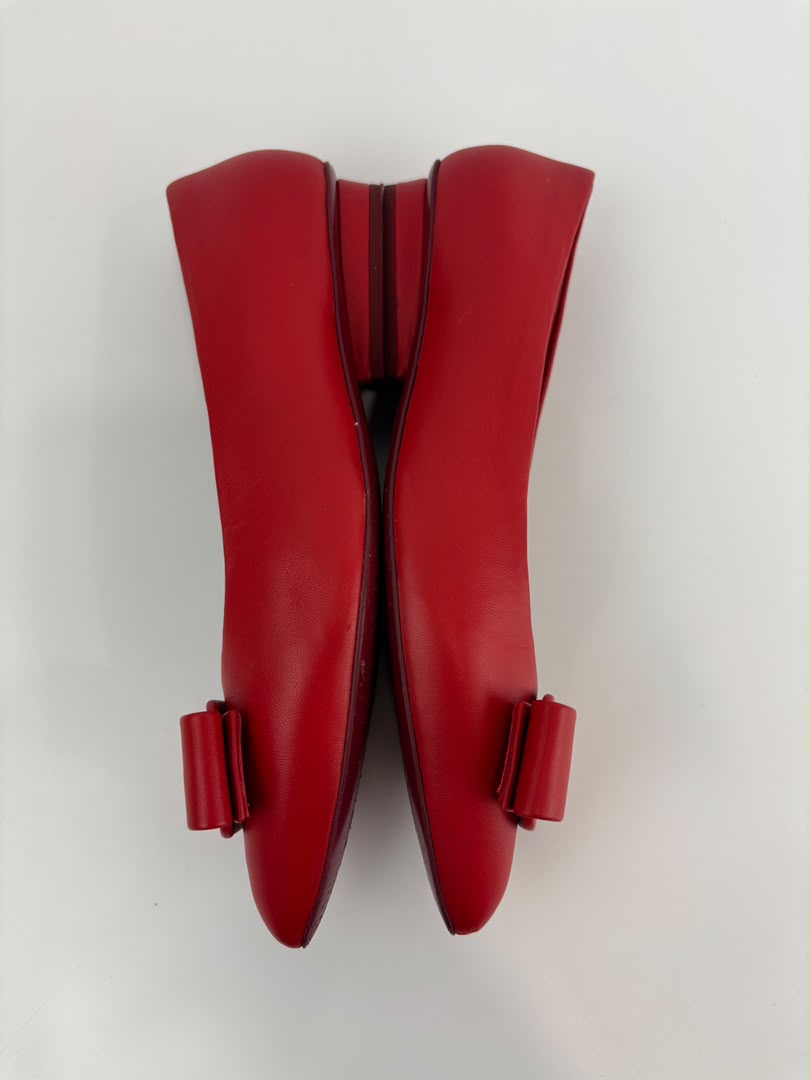 Viva Nappa Calf Ballet Flats in Lipstick Size 35