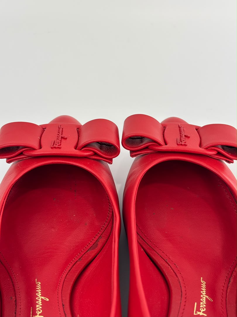 Viva Nappa Calf Ballet Flats in Lipstick Size 35