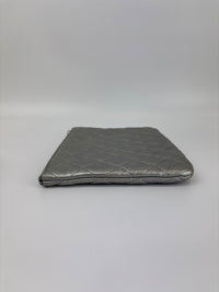 Small O Case Iridescent Silver Lambskin RHW
