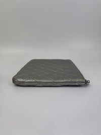 Small O Case Iridescent Silver Lambskin RHW