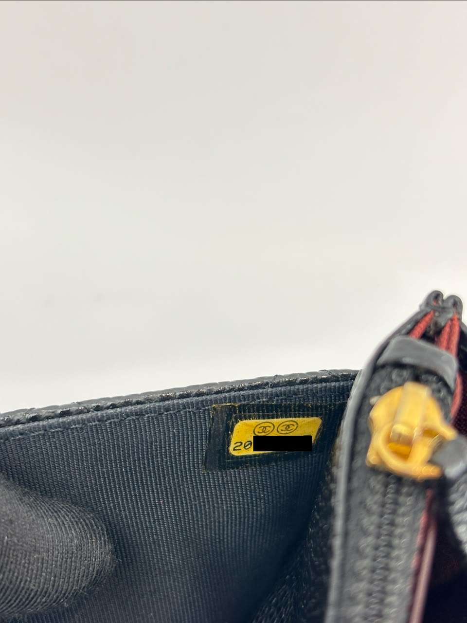 Wallet on Chain in Black Caviar GHW