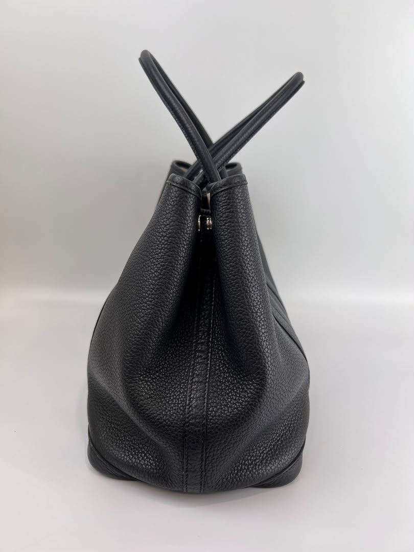 Garden Party 36 Black Negonda Leather