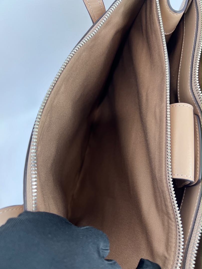 Nina Tote Bag in Silver/Taupe