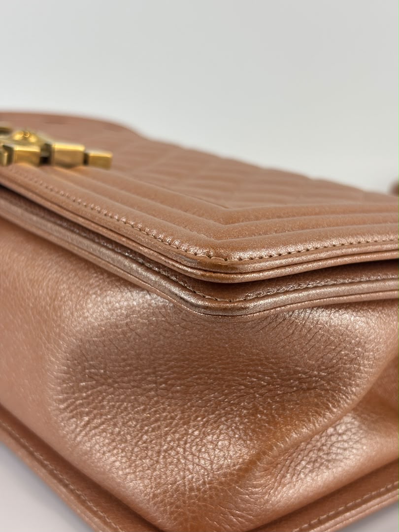 Old Medium Boy Flap Iridescent Peach Calfskin GHW