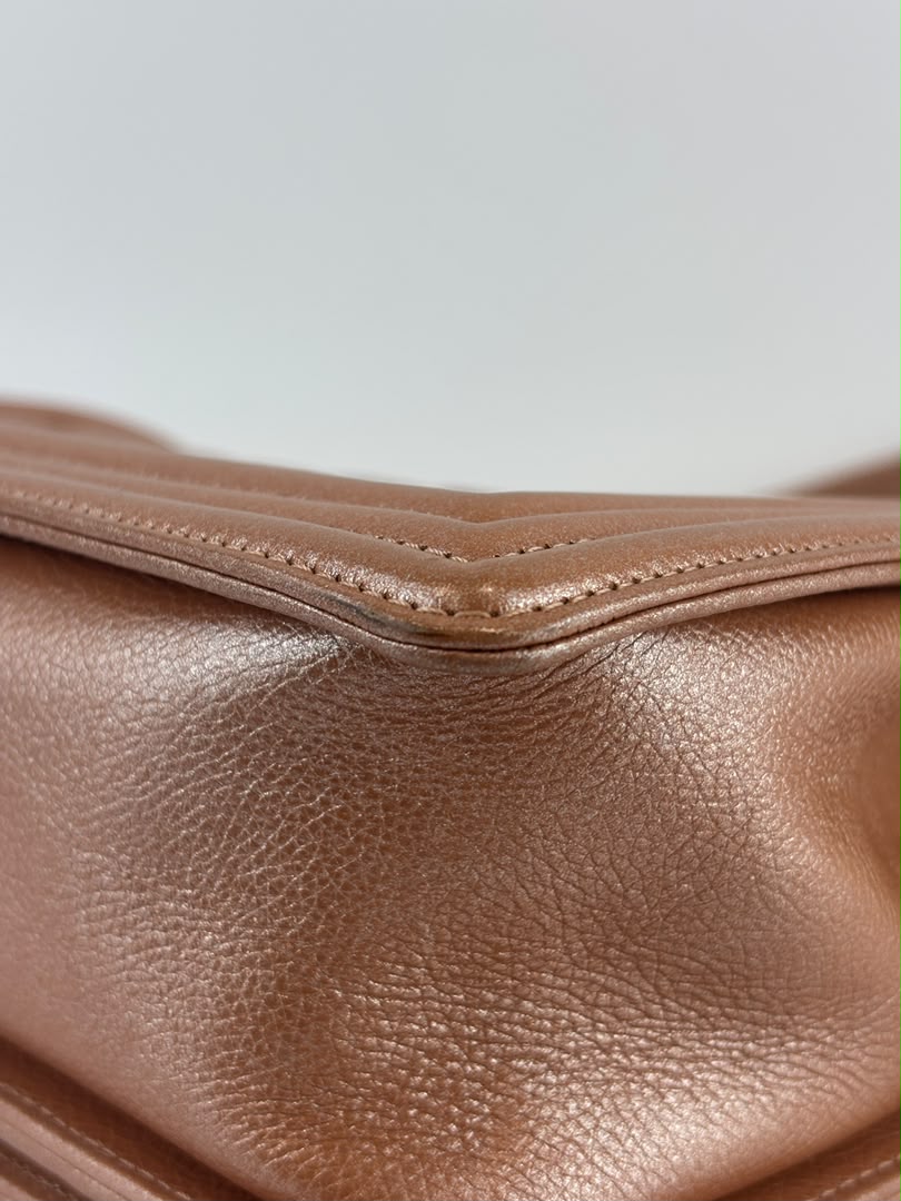 Old Medium Boy Flap Iridescent Peach Calfskin GHW