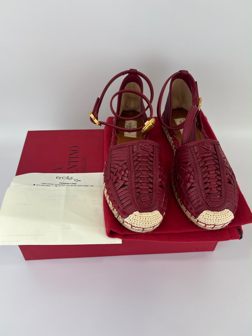 Woven Leather Scarab Beetle Accent Espadrille Size 36