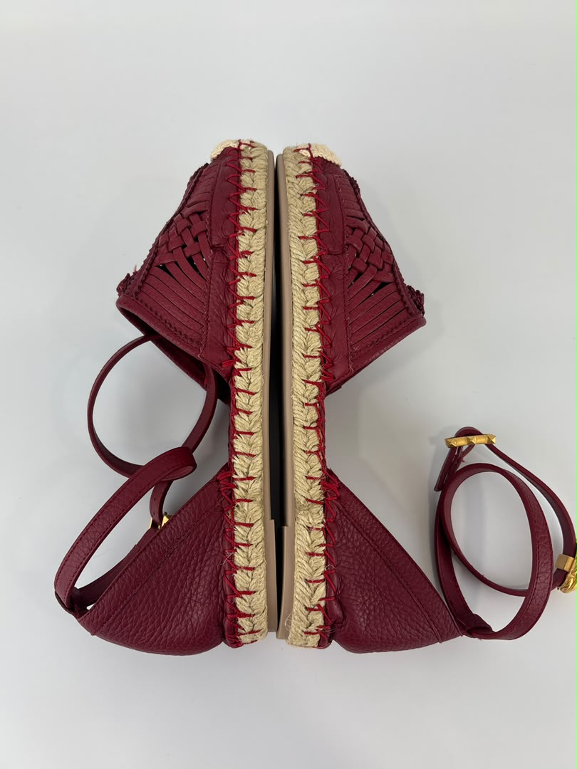 Woven Leather Scarab Beetle Accent Espadrille Size 36