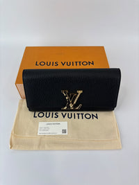 Capucines Taurillon Snakeskin Wallet Black