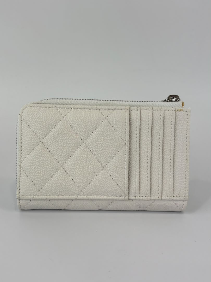 Quilted Caviar Zip Card Holder White