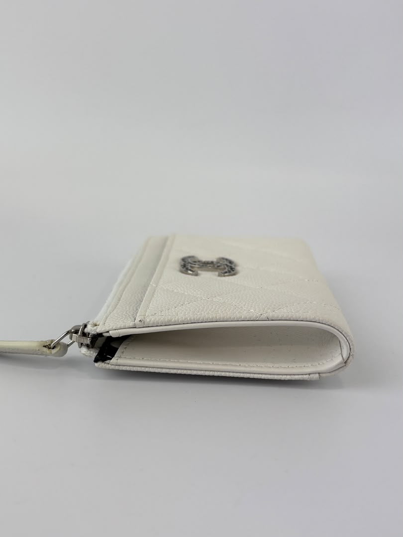 Quilted Caviar Zip Card Holder White