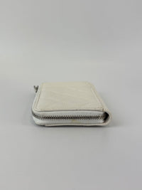 Quilted Caviar Zip Card Holder White