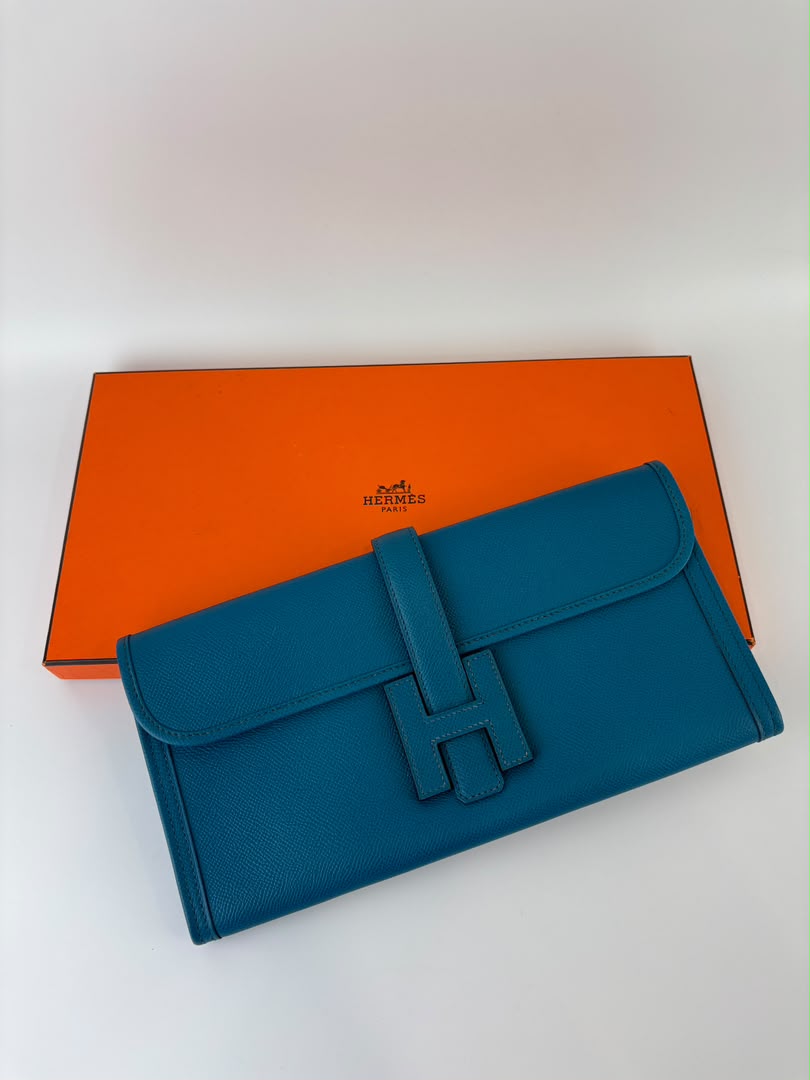 Jige Elan Clutch 29 Bleu Izmir Epsom Leather