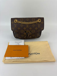 M45592 Monogram Canvas Passy Chain Bag