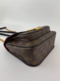 M45592 Monogram Canvas Passy Chain Bag