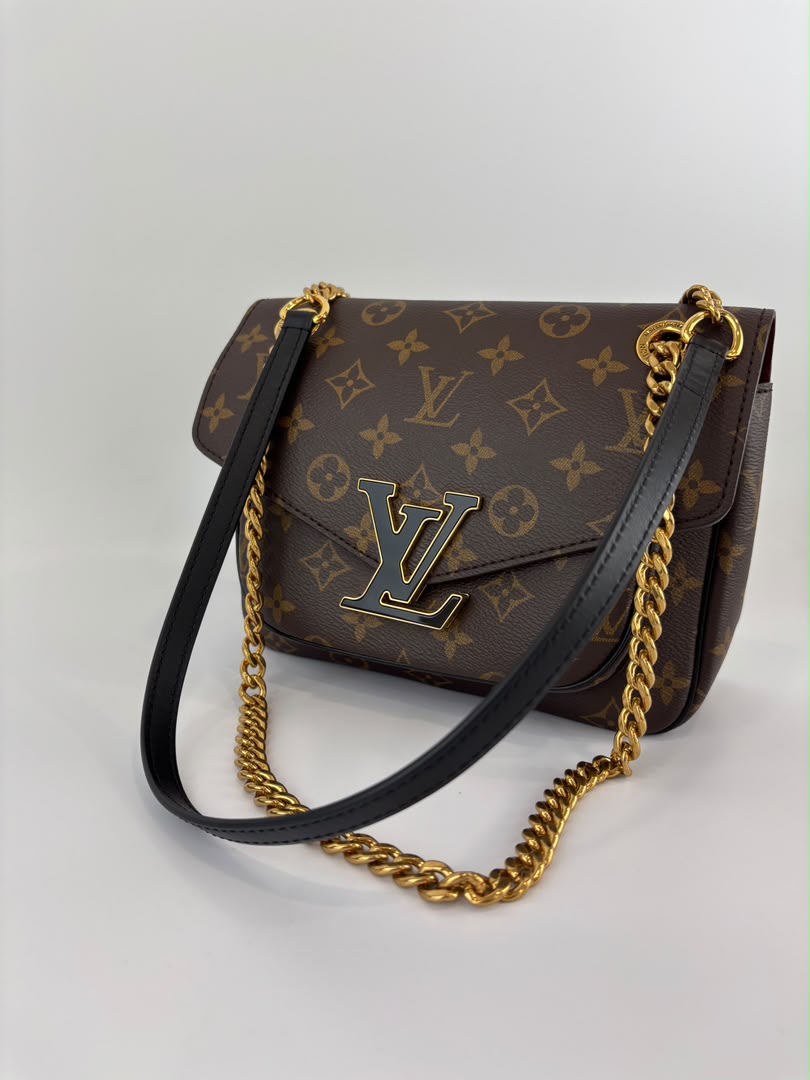 M45592 Monogram Canvas Passy Chain Bag