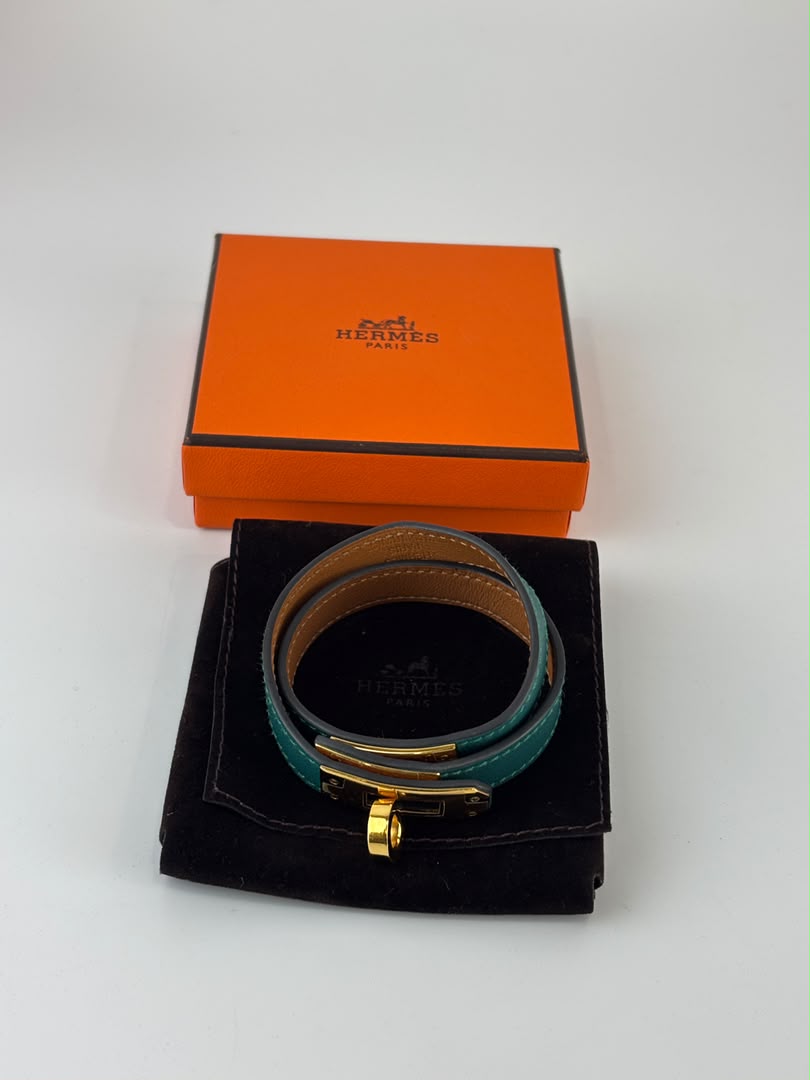 Kelly Double Tour Bracelet in Malachite Swift GHW