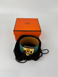 Kelly Dog Bracelet in Malachite GHW