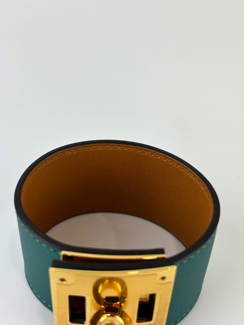 Kelly Dog Bracelet in Malachite GHW