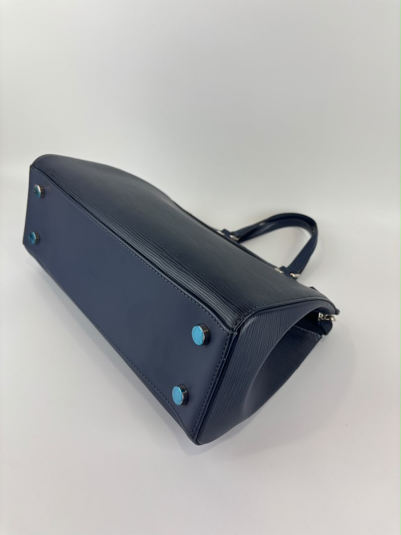 M40821 Brea MM Epi Indigo