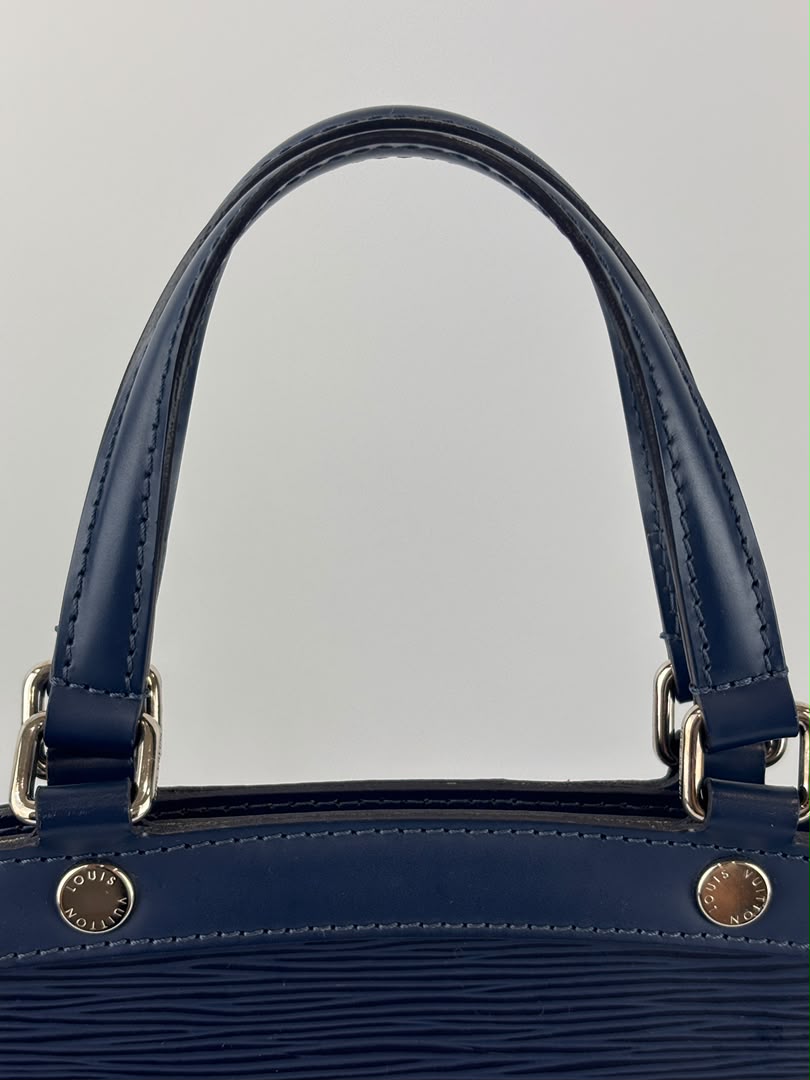 M40821 Brea MM Epi Indigo