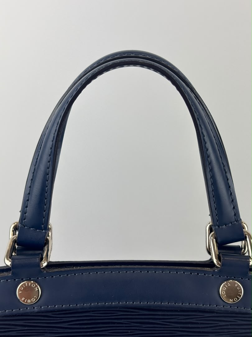 M40821 Brea MM Epi Indigo
