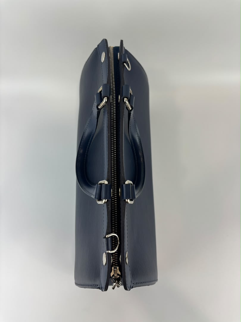 M40821 Brea MM Epi Indigo