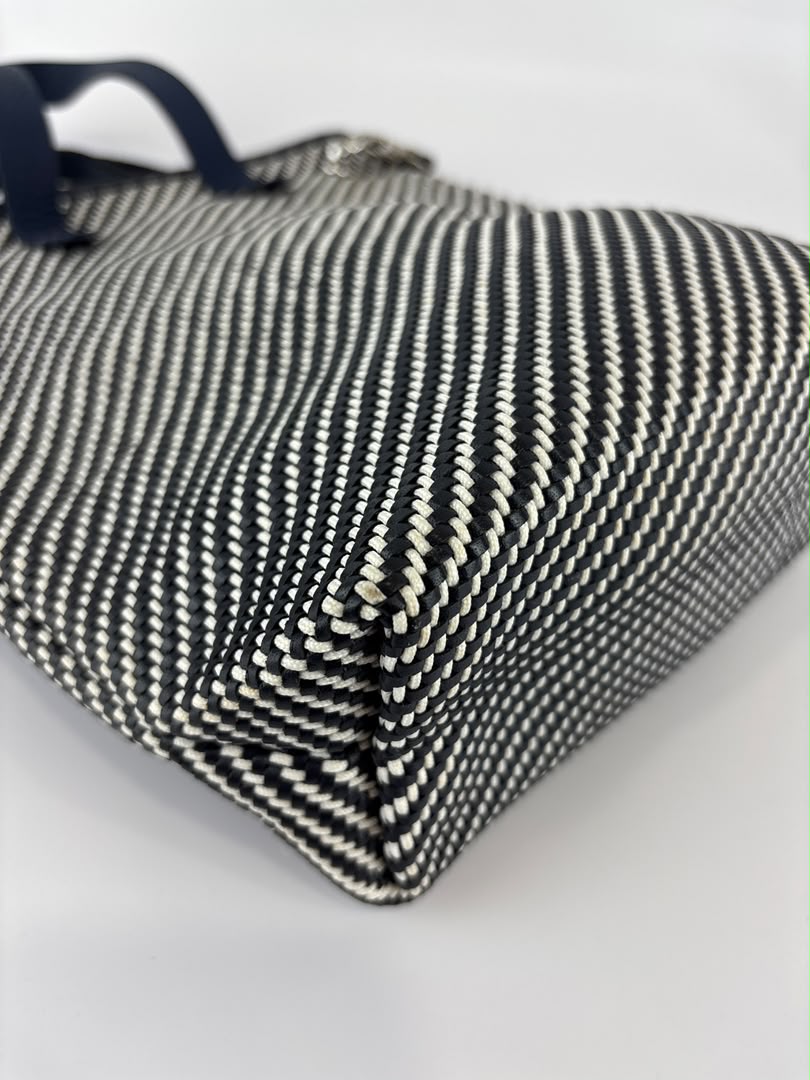 Vintage Ahmedabad Diago PM Tote Black / White / Navy