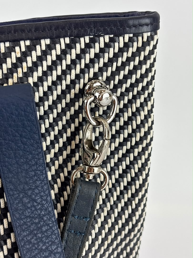 Vintage Ahmedabad Diago PM Tote Black / White / Navy
