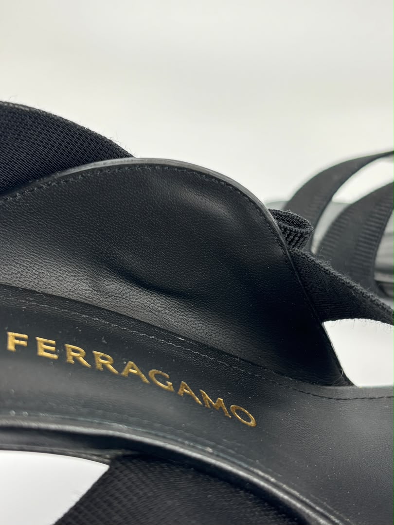 Vale 55 Vara Bow Slingback Sandals in Black Size 7.5 D