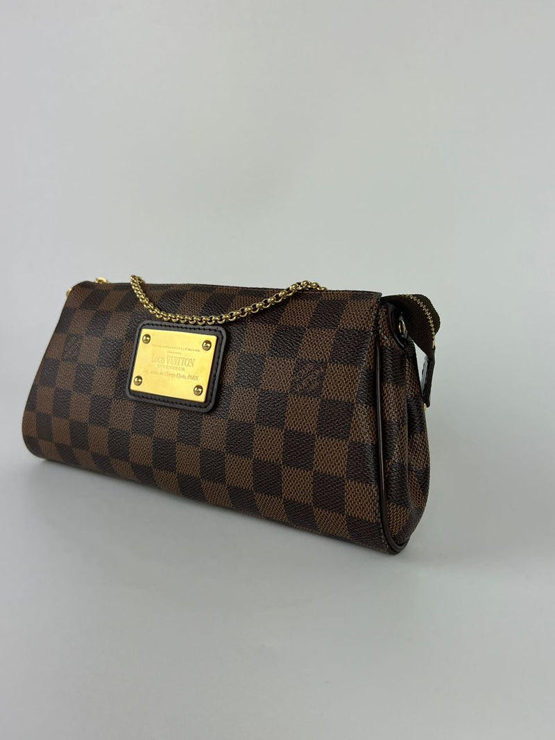 Eva Shoulder Bag in Damier Ebene