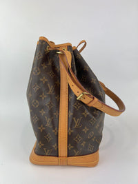 M46976 Monogram Canvas Noe Bucket Bag